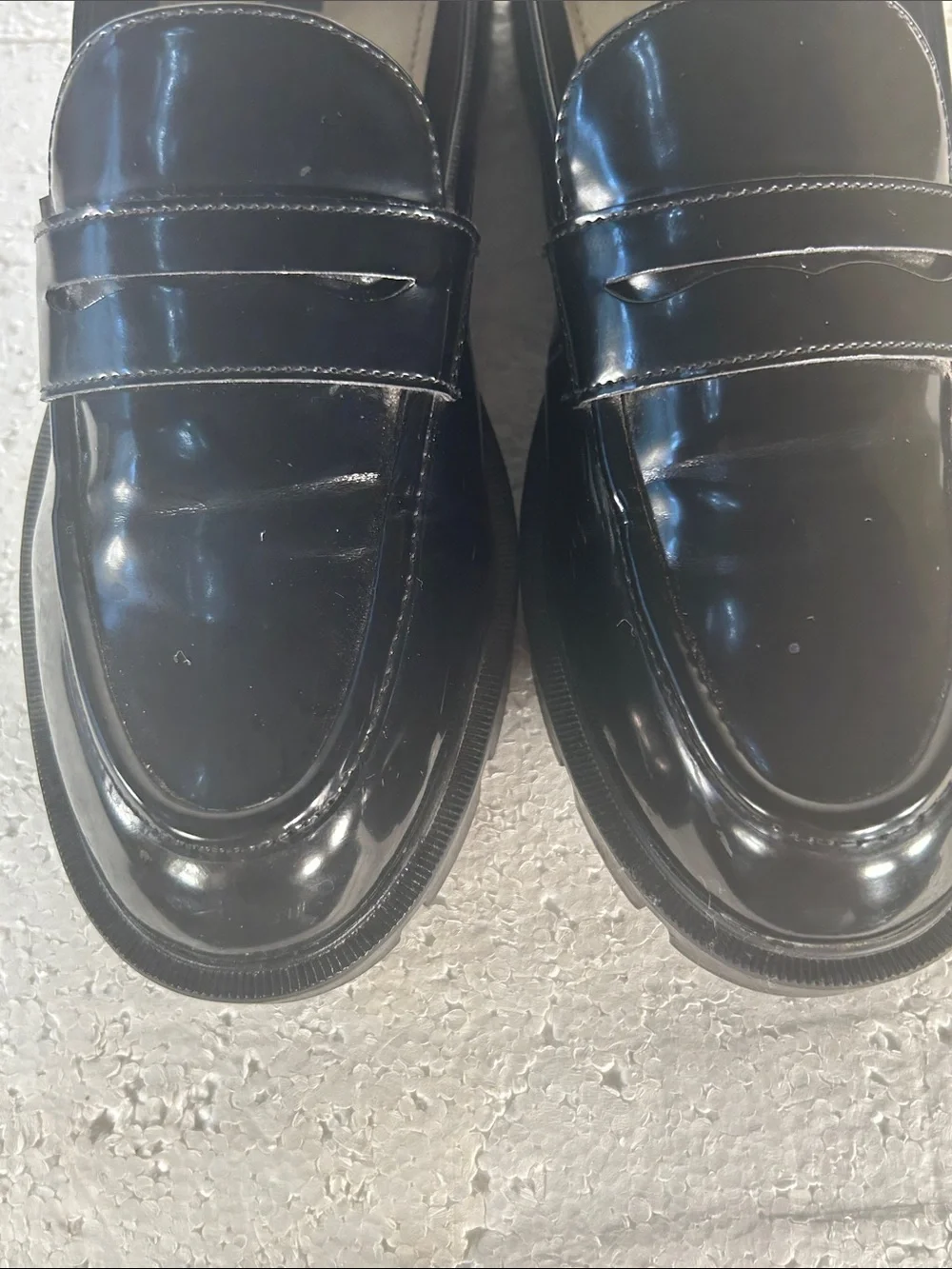 Nine West SZ 9 Maibel Black Glossy Lug Sole Loafer Career Academia Preppy Retro